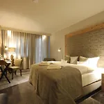 Naegler's Fine Lounge 4* Oestrich-Winkel