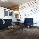 Naegler's Fine Lounge 4* Oestrich-Winkel