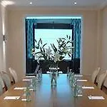 Naegler's Fine Lounge
