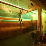 Otel Naegler's Fine Lounge 4*