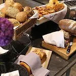 Otel Naegler's Fine Lounge 4*