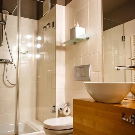 Naegler's Fine Lounge Oestrich-Winkel