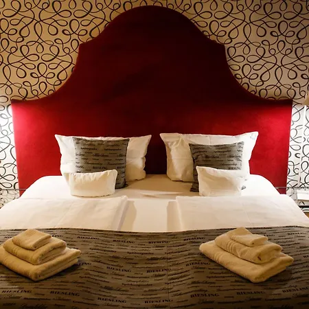 Naegler's Fine Lounge 웨스트리크윈켈