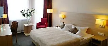 Hotel Naegler's Fine Lounge