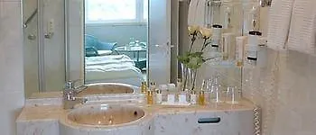 Hotel Naegler's Fine Lounge Oestrich-Winkel