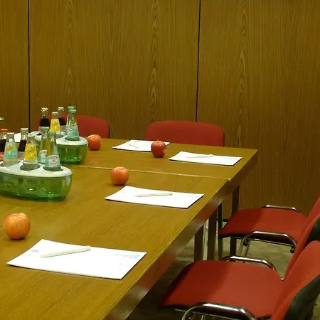 Naegler's Fine Lounge