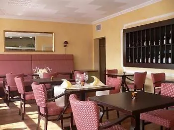 Naegler's Fine Lounge