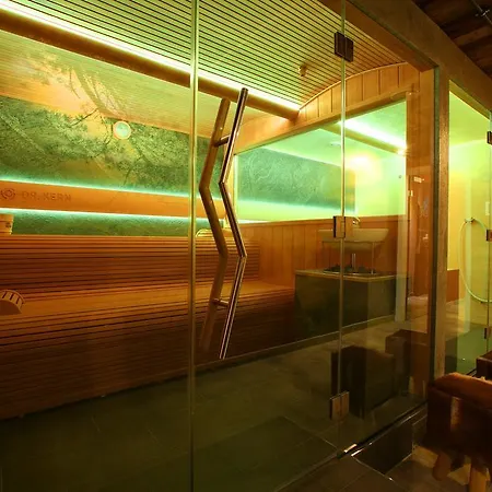 Hotel Naegler's Fine Lounge 4*