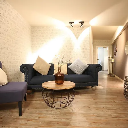 Naegler's Fine Lounge 4* Oestrich-Winkel