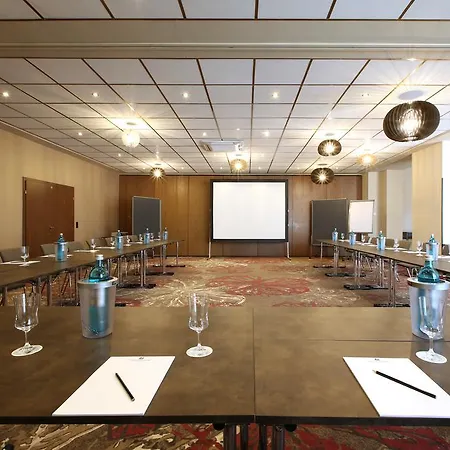 Naegler's Fine Lounge Hotel 4*