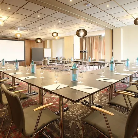 Naegler's Fine Lounge