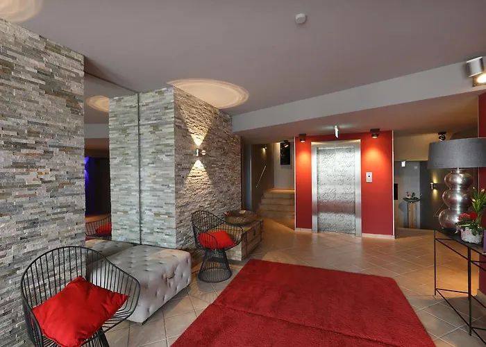 Hotel Naegler's Fine Lounge