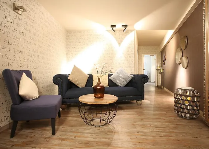 Naegler's Fine Lounge 4* Oestrich-Winkel